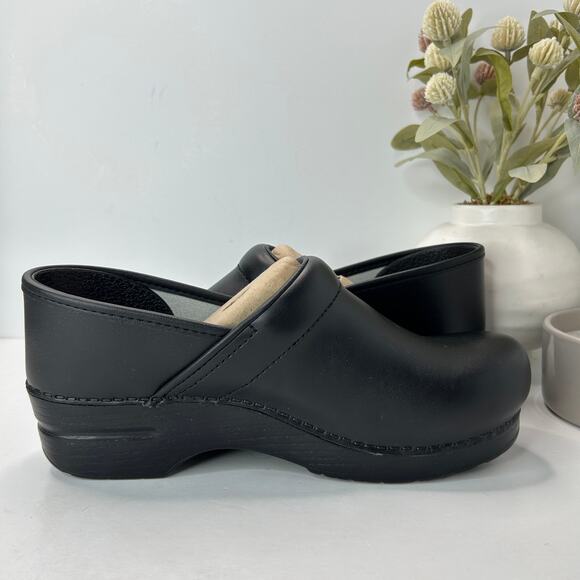 Dansko Wide Pro Box Clog Black Nursing Shoe Women 40/9.5 NWB Comfort Shoe - Picture 7 of 11
